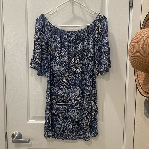 NEW…Blue Paisley Mini Dress - Picture 2 of 3